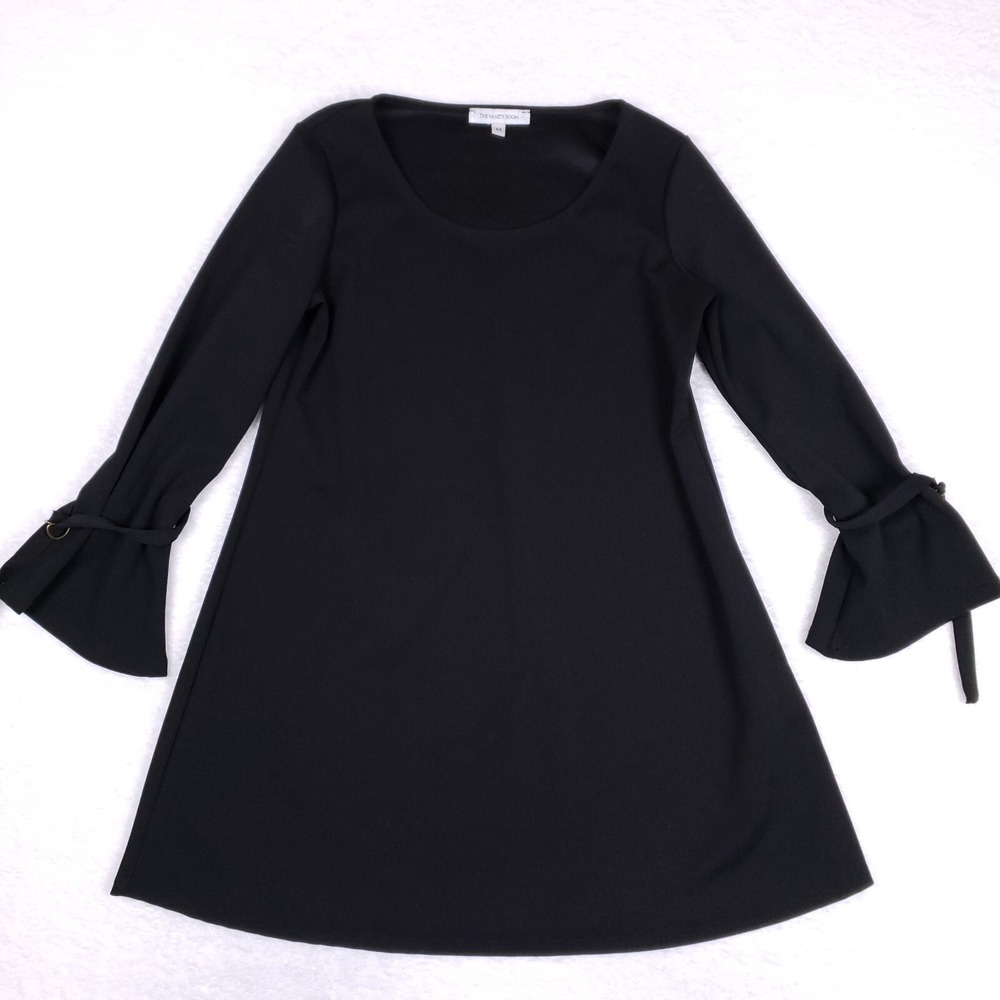 The Vanity Room Black A Line Dress Medium Bell‎ Sleeves Minimalist Retro Vibes